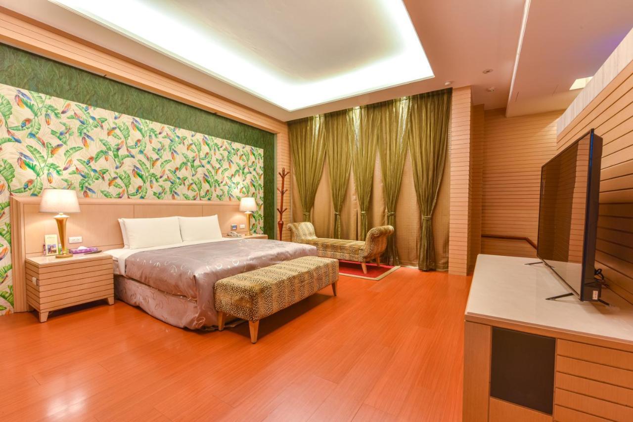 Purple Garden Motel Καοσιούνγκ Εξωτερικό φωτογραφία