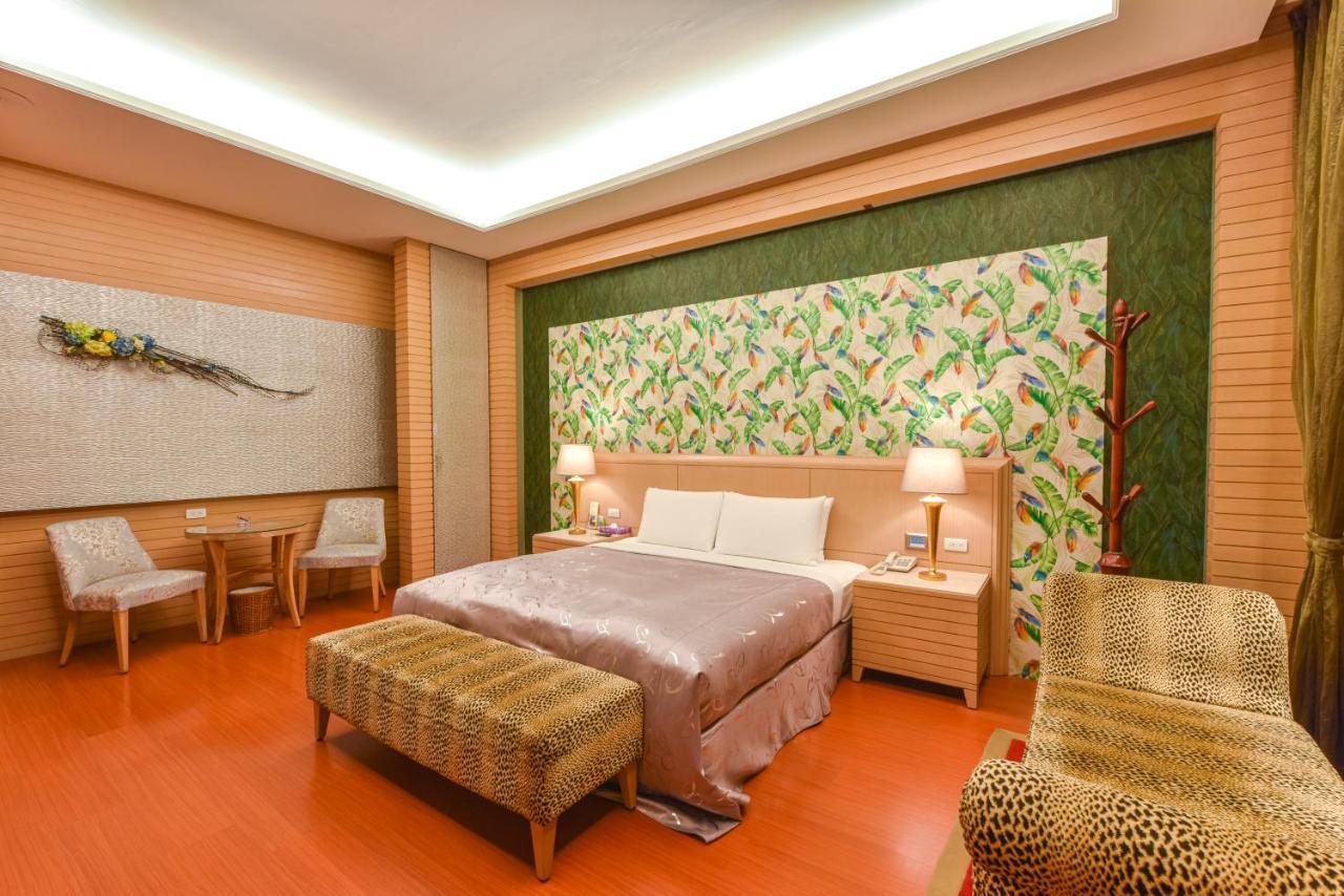 Purple Garden Motel Καοσιούνγκ Εξωτερικό φωτογραφία