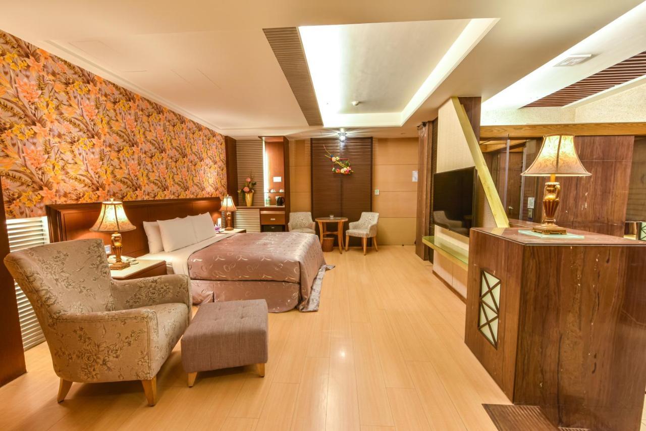 Purple Garden Motel Καοσιούνγκ Εξωτερικό φωτογραφία