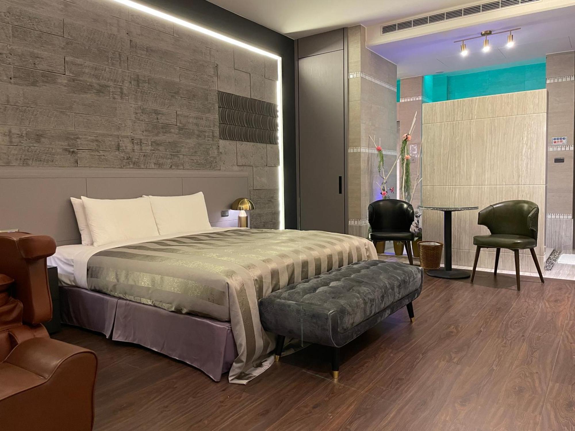 Purple Garden Motel Καοσιούνγκ Εξωτερικό φωτογραφία
